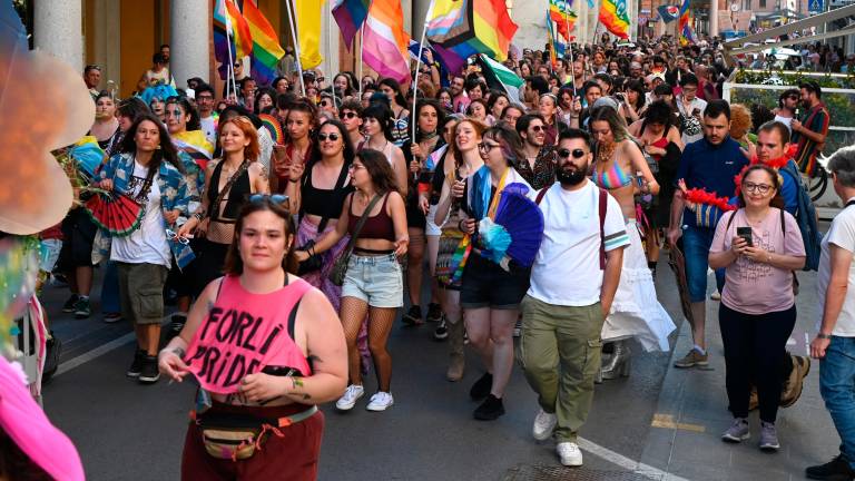 Forlì Pride, un lungo corteo arcobaleno FOTOGALLERY