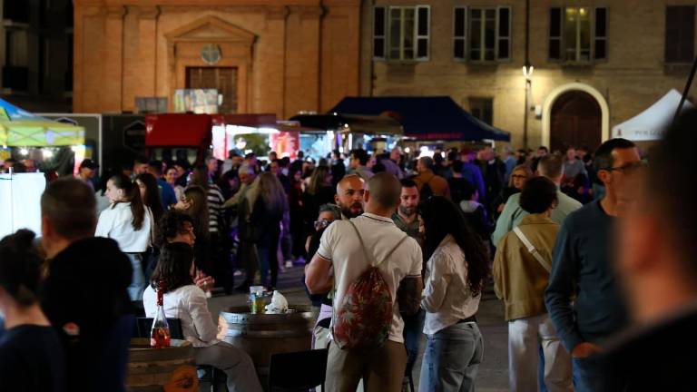 Imola Wec, la nottata di musica prima della gara di oggi Video gallery