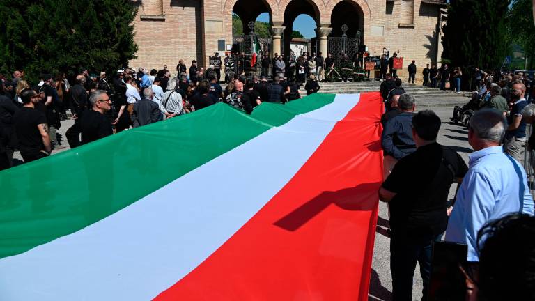 Predappio, 150 nostalgici per l’anniversario di Mussolini FOTOGALLERY