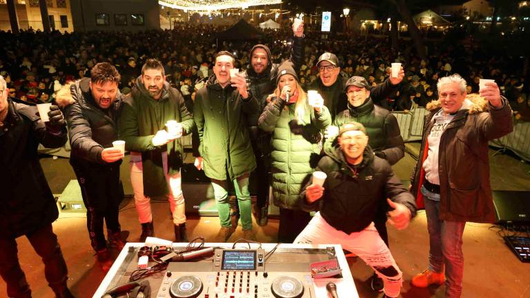 Cesenatico, un mare di gente per Capodanno - Gallery