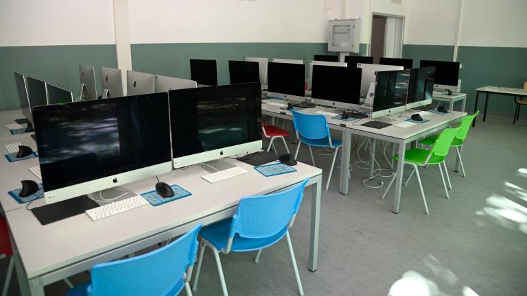 Forlì, inaugurata la succursale della scuola “Canova” FOTOGALLERY