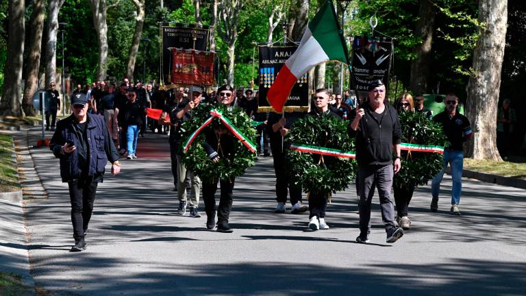 Predappio, 150 nostalgici per l’anniversario di Mussolini FOTOGALLERY