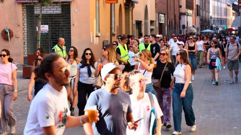 Imola, Cremonini: “Questa è la Woodstock della Romagna” GALLERY
