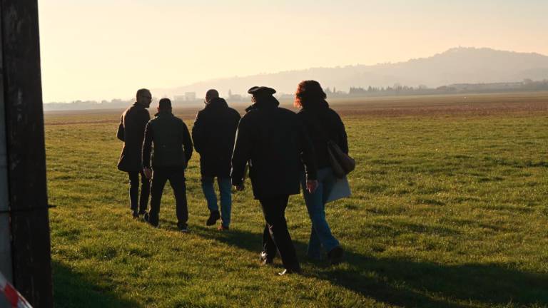 Precipitano con il paracadute. Le immagini della tragedia FOTOGALLERY