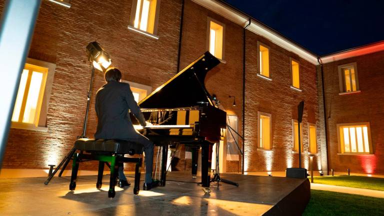 Imola, all’Osservanza restaurata ha inaugurato la nuova sede dell’”Accademia pianistica incontri col maestro”