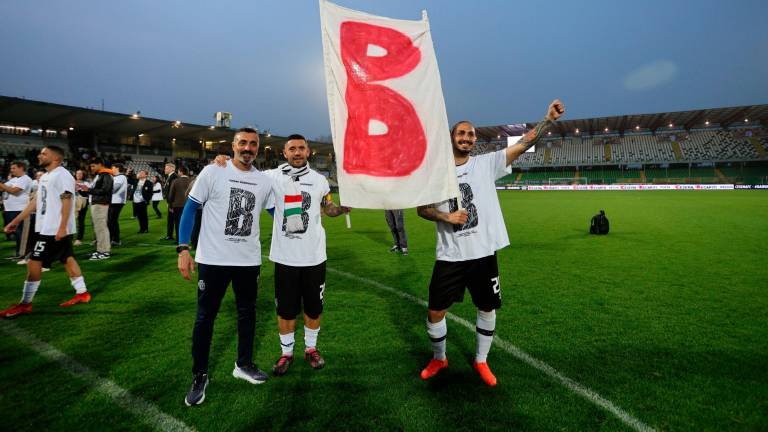 Cesena in B: il film della festa in campo VIDEO
