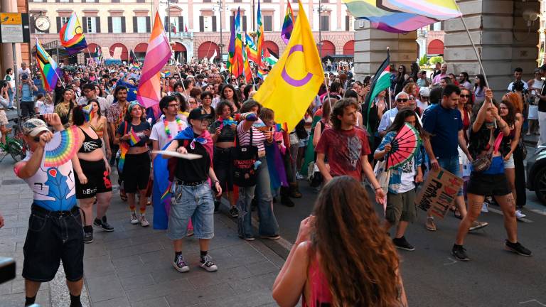 Forlì Pride, un lungo corteo arcobaleno FOTOGALLERY