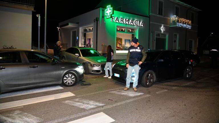 Forlì, scontro tra forze dell’ordine e ladri: due agenti feriti, arrestato albanese 29enne