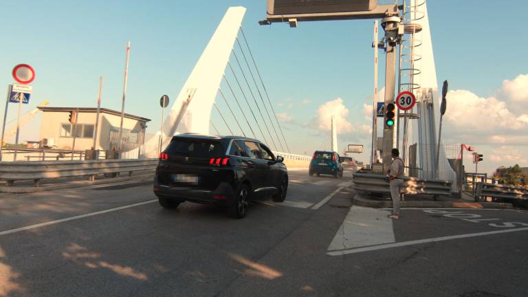 Ravenna. Intervento urgente sul Canale Candiano: stasera chiude il ponte mobile