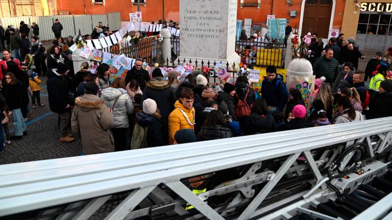 Forlì, la Fiorita dei bambini per la Madonna del Fuoco VIDEO E FOTOGALLERY
