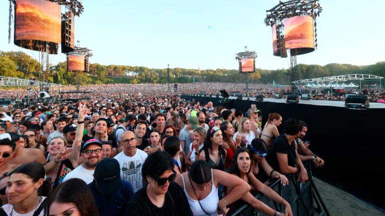 Imola, Cremonini: “Questa è la Woodstock della Romagna” GALLERY