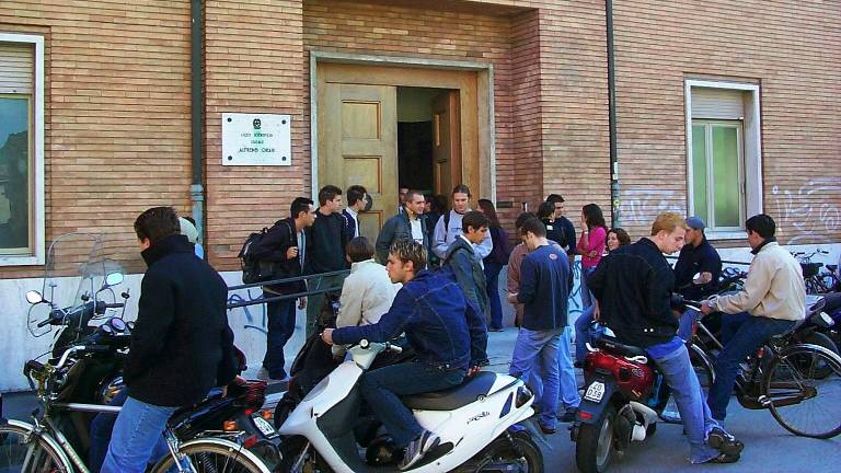 Ravenna, settimana corta al Liceo Scientifico. Referendum on line per decidere
