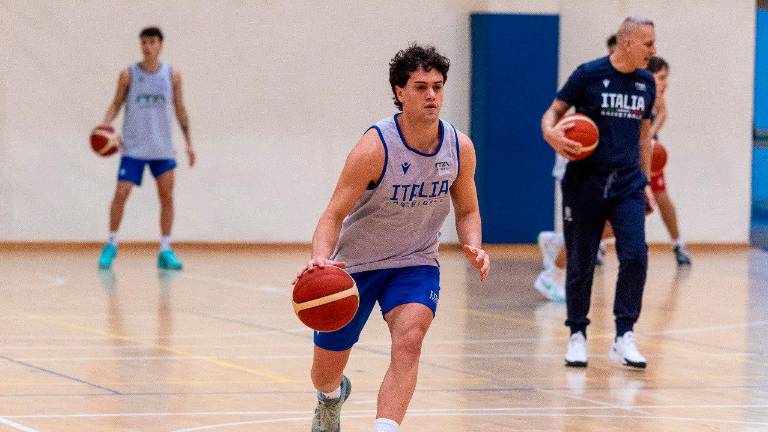 Da sinistra Alberto Fragonara e Alberto Vettori in azione nello stage azzurro all’Acquacetosa per i giocatori Under 22 di B Nazionale