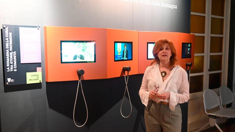 Forlì, un corridoio esperienziale di arte sanitaria pubblica all’ospedale “Morgagni-Pierantoni” - Gallery