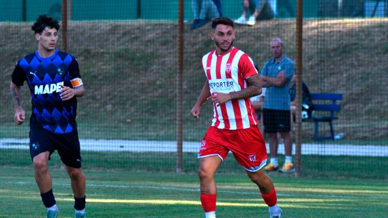 Simone Saporetti con la maglia del Forlì (foto Fabio Blaco)