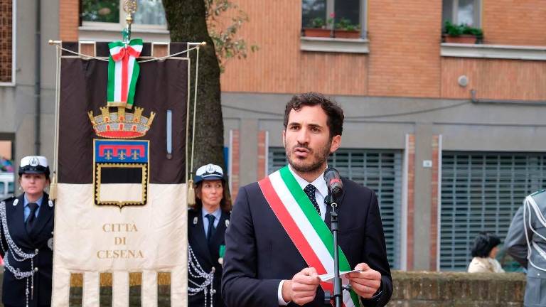 Il sindaco di Cesena Enzo Lattuca