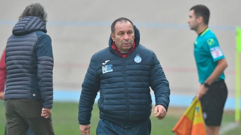 L’allenatore Oberdan Biagioni