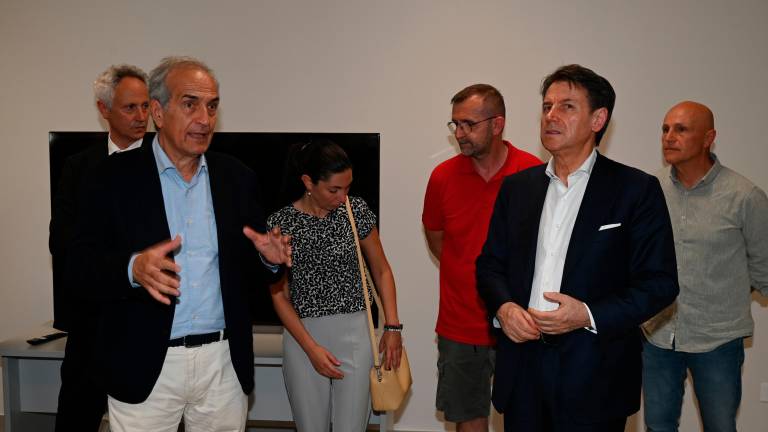 Forlì, Conte ai cancelli dell’Electrolux e ai Romiti FOTOGALLERY