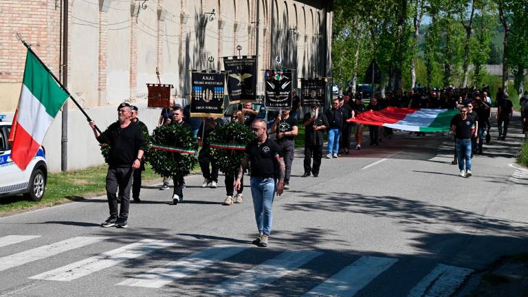 Predappio, 150 nostalgici per l’anniversario di Mussolini FOTOGALLERY