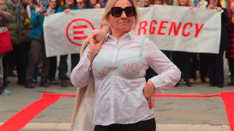 Ravenna. Lo “sfilotto”, il corteo per le donne e per la pace FOTOGALLERY Massimo Fiorentini