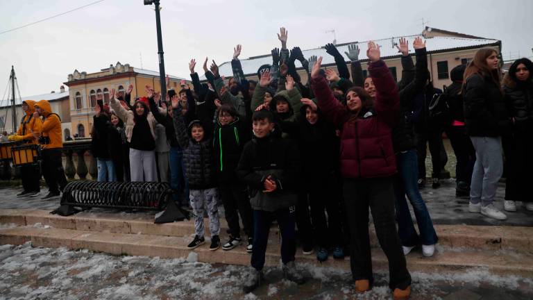 La Fiaccola Olimpica lungo le strade di Cesenatico - VIDEO GALLERY