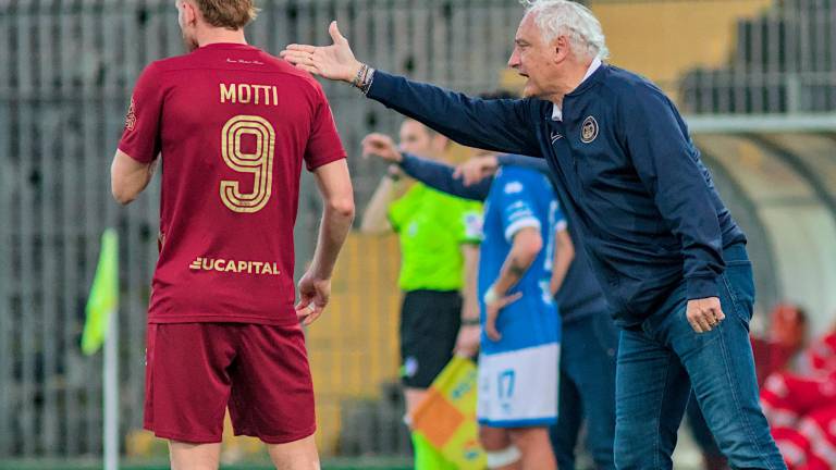 Matteo Motti con il tecnico Andrea Mandorlini (foto Massimo Fiorentini)