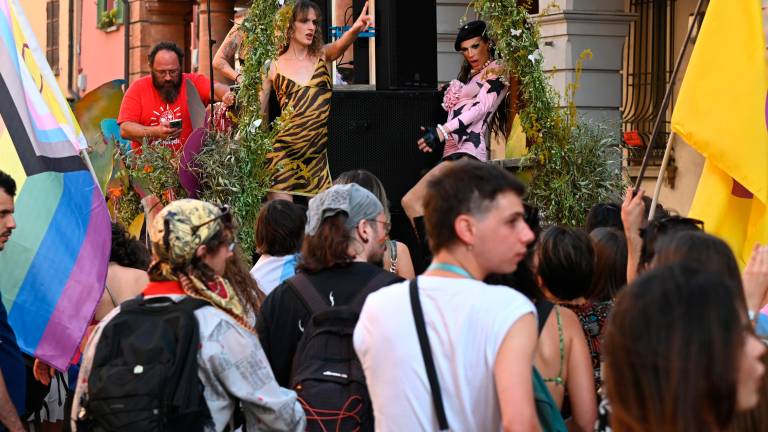 Forlì Pride, un lungo corteo arcobaleno FOTOGALLERY