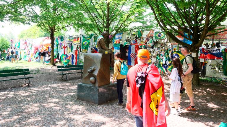 Imola Wec, gli applausi per Kimi Antonelli, il tifo e l’emozione in autodromo il giorno della gara Gallery FOTO MMPH