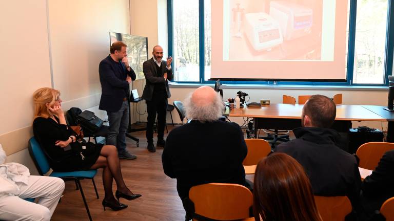 Forlì importante donazione ad Anatomia patologica ricordando l’alluvione