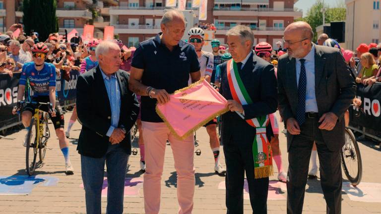 Giro d’Italia. La spettacolare partenza da Cervia FOTOGALLERY Fiorentini