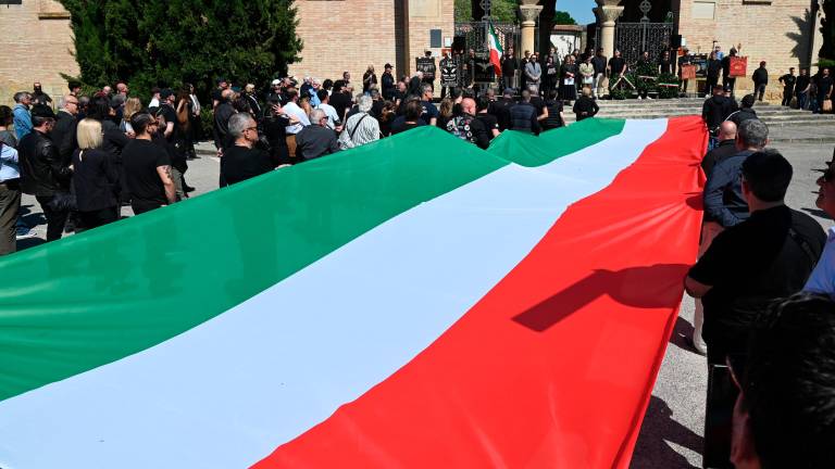 Il raduno dei nostalgici di Benito Mussolini in occasione dell’anniversario della morte del duce