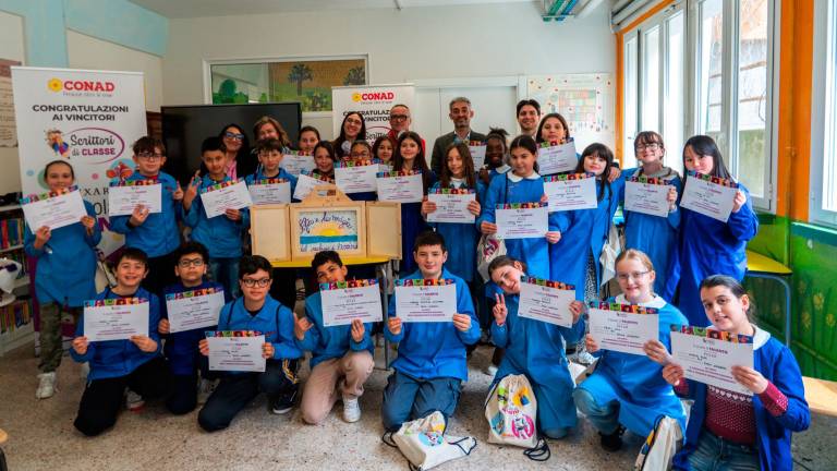 Forlì, la quinta A della “Dante Alighieri” vince il concorso nazionale “Scrittori di Classe”