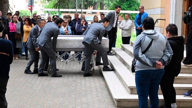 Forlì, tragico incidente in viale dell’Appennino: l’ultimo saluto a Caterina Romualdi - Gallery