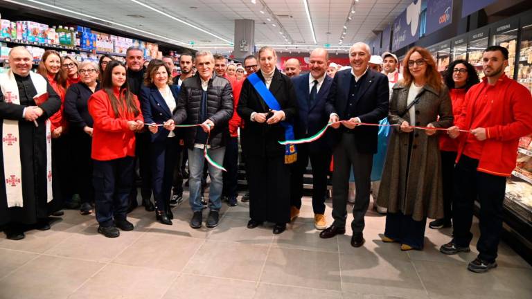 Cervia, inaugurato il Conad dopo la ristrutturazione