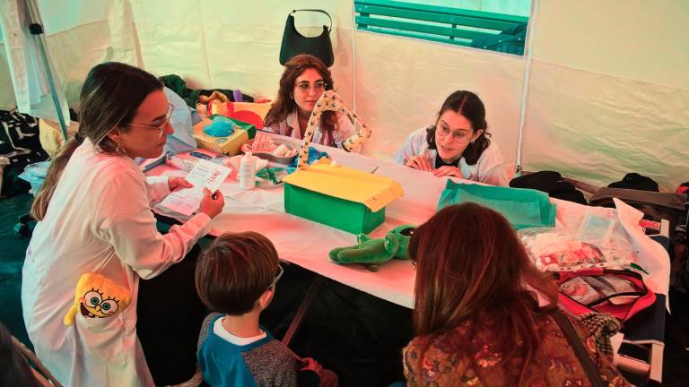 Ravenna. L’ospedale dei pupazzi per superare la paura del dottore. FOTOGALLERY FIORENTINI