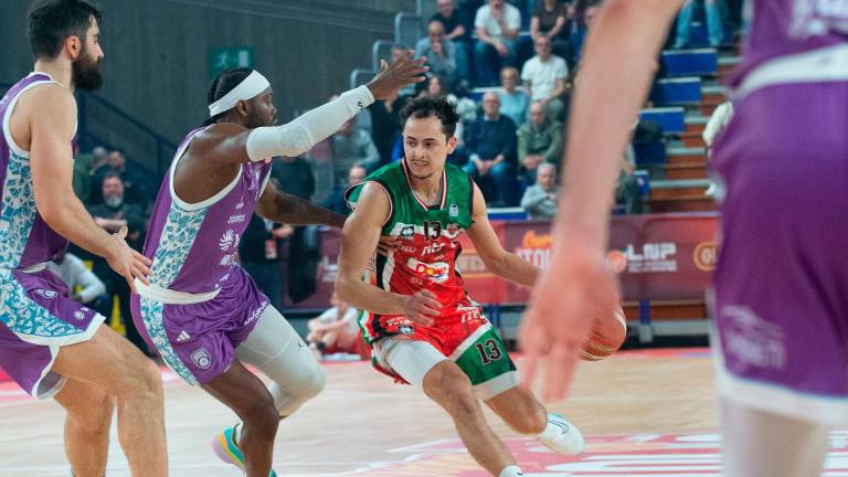 A Rimini l’omaggio a Piero Pasini in una serata trionfale e di grande basket - Gallery