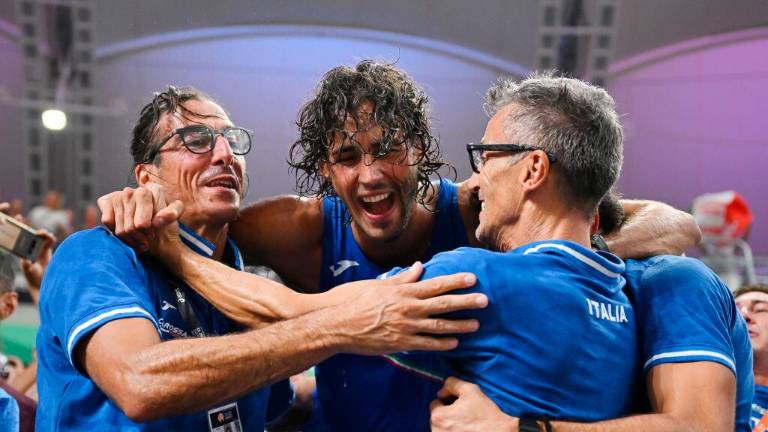 La gioia per il trionfo europeo di Gianmarco Tamberi e Giulio Ciotti (primo da sinistra)