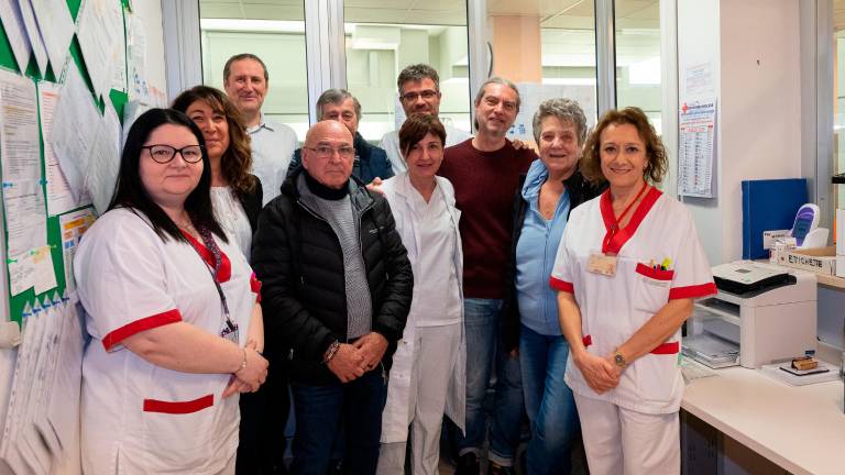 Imola, una donazione all’ospedale nel nome di Mirco Lolli