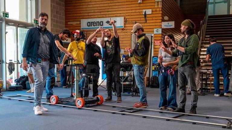 Riccione, lo Stadio del Nuoto diventa un set per il film “Piove col sole”