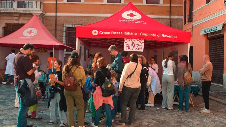 Ravenna. L’ospedale dei pupazzi per superare la paura del dottore. FOTOGALLERY FIORENTINI