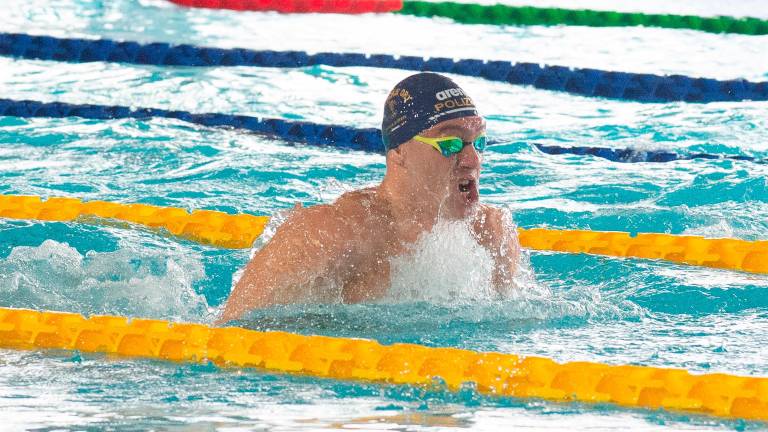 Nuoto, un super Cerasuolo si prende tutto: titolo tricolore, personale ed Europei