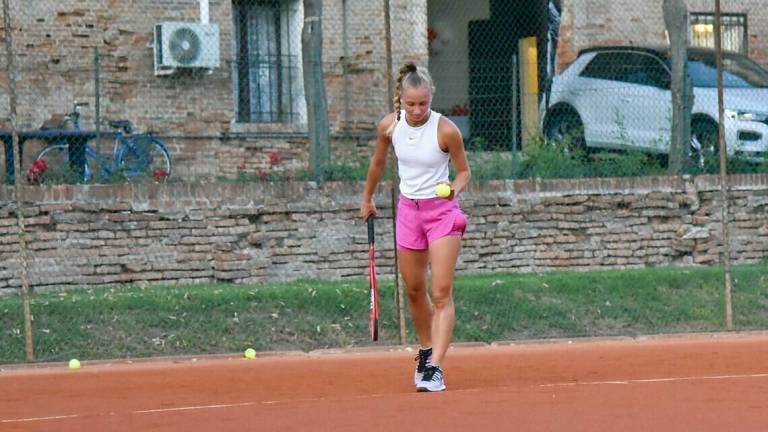 Tennis, sabato parte l'Open femminile al Tc Viserba
