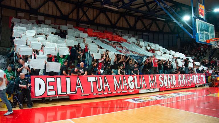 Anche questa sera è atteso un grandissimo colpo d’occhio all’interno del palasport Flaminio foto tommaso morosetti
