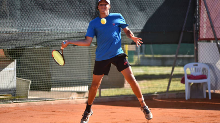 Tennis, Darderi avanza a Parigi Junior