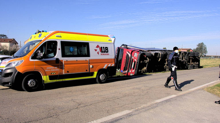 Lugo, incidente: camionista grave
