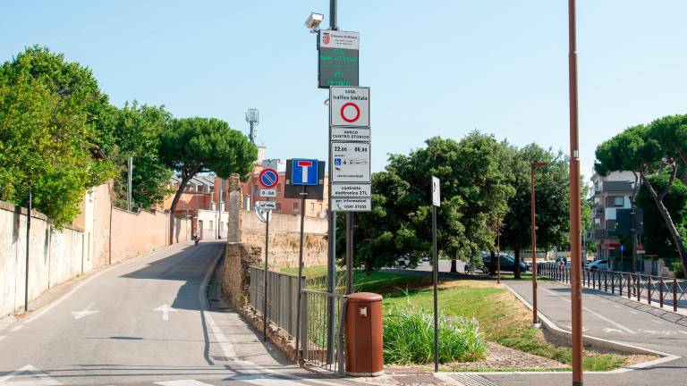 Rimini. Ztl in centro, slittano le multe