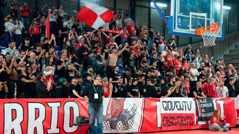 A Rimini l’omaggio a Piero Pasini in una serata trionfale e di grande basket - Gallery