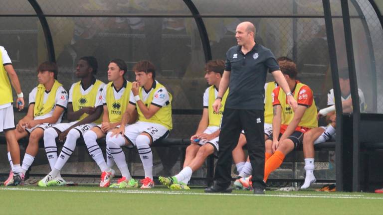 L’allenatore del Cesena Nicola Campedelli