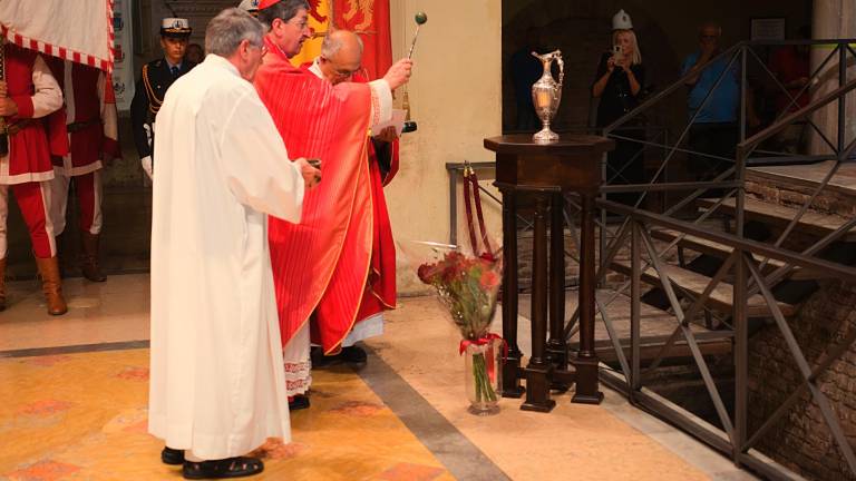 Ravenna ricorda Dante, la Cerimonia dell’Olio. FOTOGALLERY
