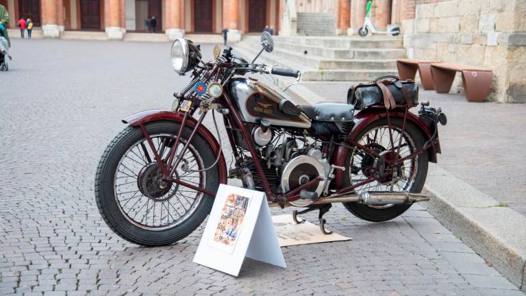 Rimini, moto d’epoca protagoniste nel raduno “Il primavera di Augusto Farneti”